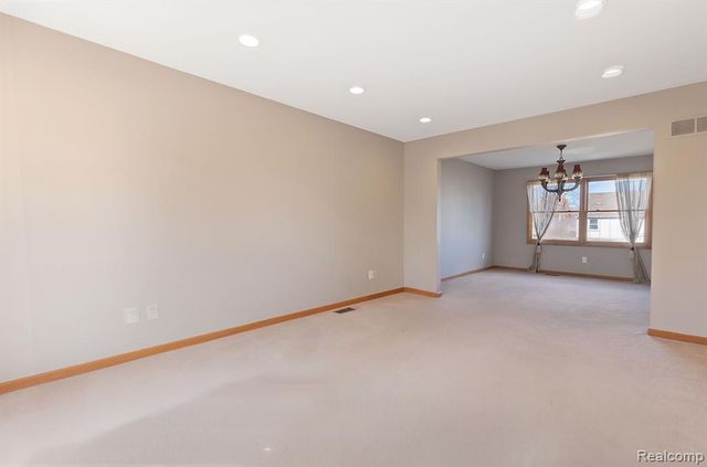 37701 Fleetwood Drive, Farmington Hills, MI 48331