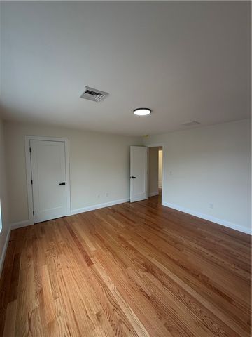 18 Tacoma Street, Cranston, RI 02920