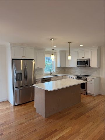 18 Tacoma Street, Cranston, RI 02920