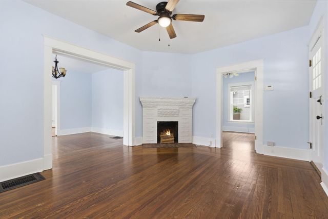 700 S Weller Avenue, Springfield, MO 65802