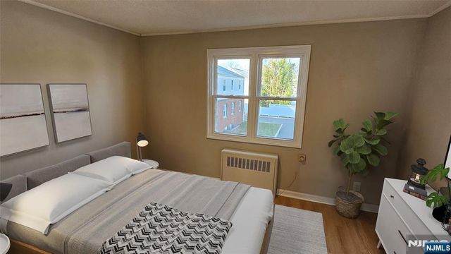 64 Hastings B, Rutherford, NJ 07070