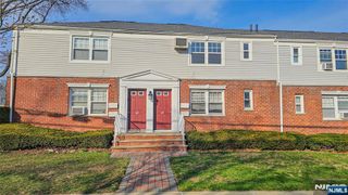 64 Hastings B, Rutherford, NJ 07070