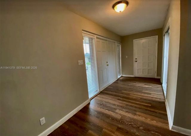 6105 Royal Poinciana Ln, Tamarac, FL 33319