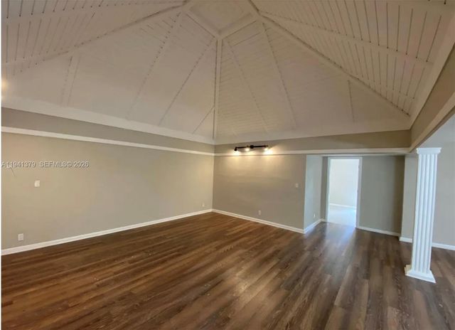 6105 Royal Poinciana Ln, Tamarac, FL 33319