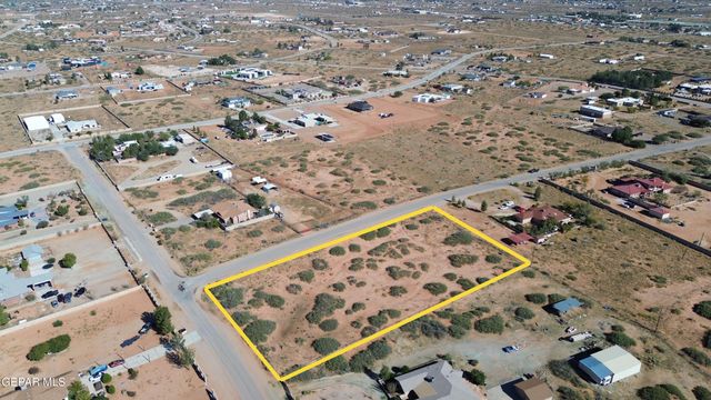 5160 Powder River Lane, El Paso, TX 79938