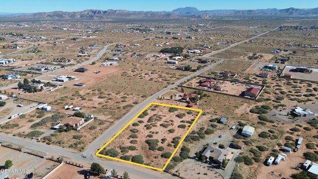 5160 Powder River Lane, El Paso, TX 79938