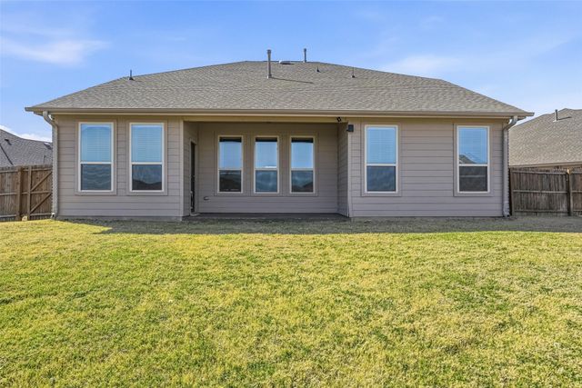 8405 Sweet Flag Lane, Fort Worth, TX 76123