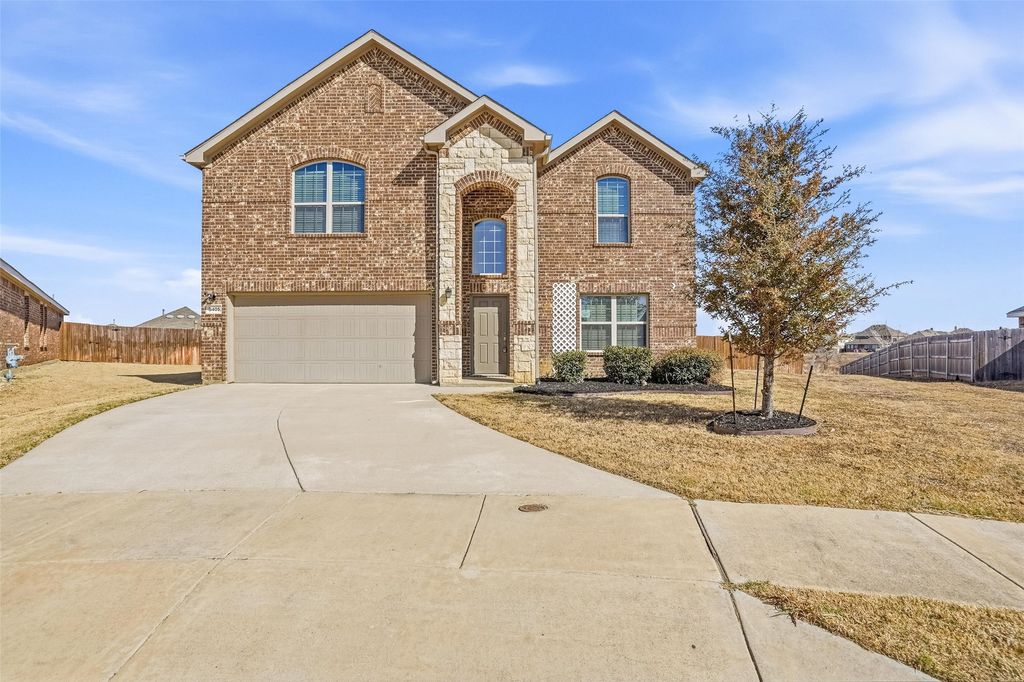 8405 Sweet Flag Lane, Fort Worth, TX 76123