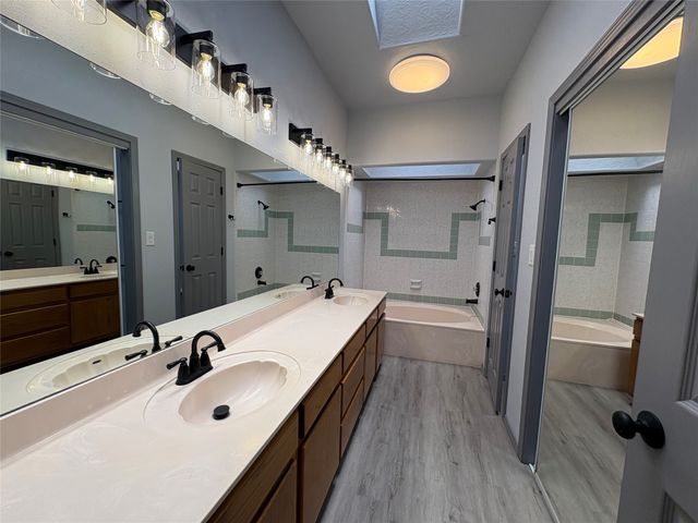 2729 La Bajada, Santa Fe, NM 87505