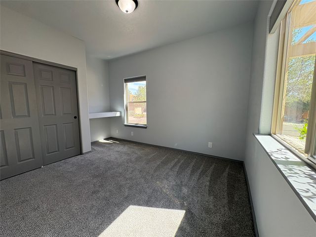 2729 La Bajada, Santa Fe, NM 87505