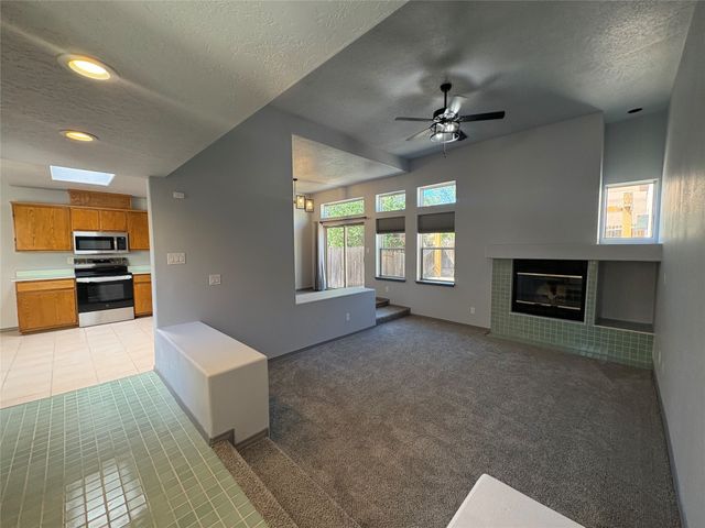 2729 La Bajada, Santa Fe, NM 87505