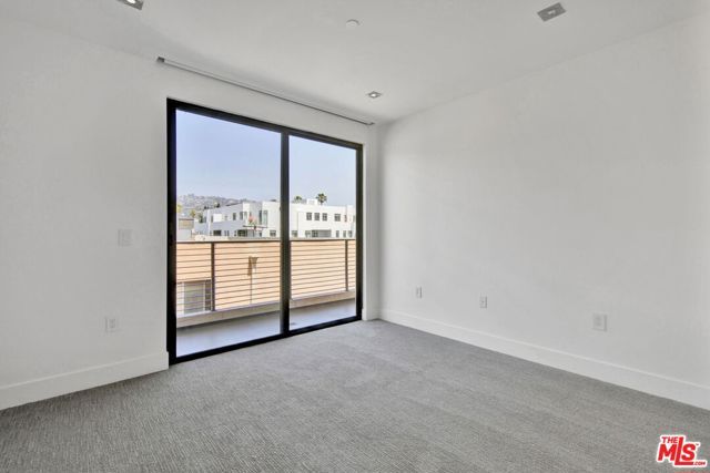 432 N Oakhurst Drive 402, Beverly Hills, CA 90210