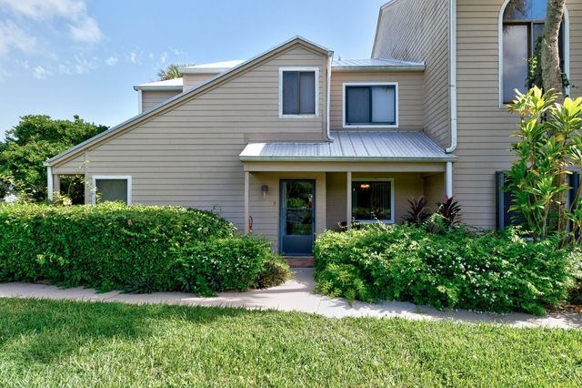 9632 Riverside Drive 3, Sebastian, FL 32958