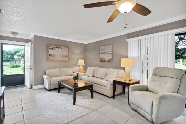 9632 Riverside Drive 3, Sebastian, FL 32958