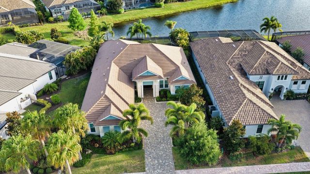 16524 KENDLESHIRE TERRACE, Lakewood Ranch, FL 34202