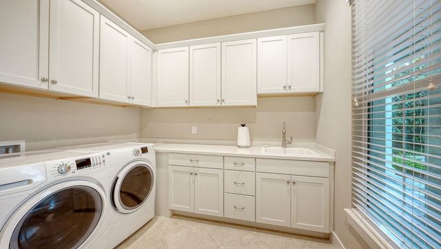 16524 KENDLESHIRE TERRACE, Lakewood Ranch, FL 34202