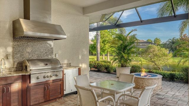 16524 KENDLESHIRE TERRACE, Lakewood Ranch, FL 34202