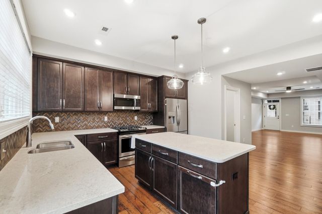 81 N 6th Street, TH63, Columbus, OH 43215