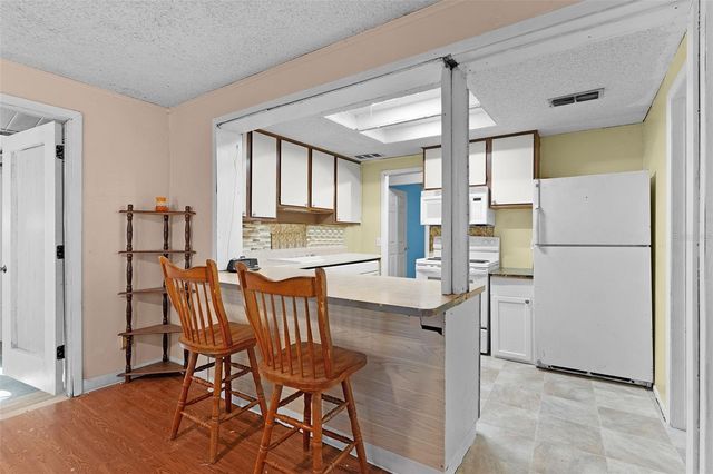 11885 SE 99TH TERRACE, Belleview, FL 34420