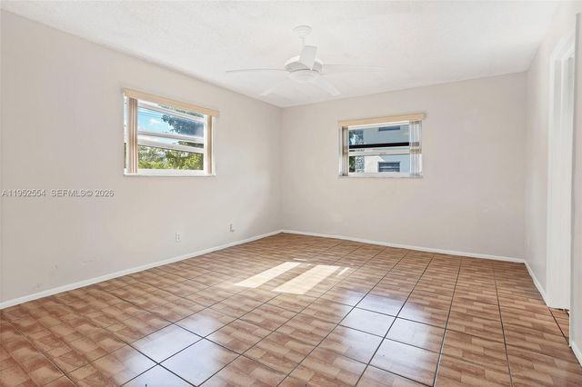 4151 NW 41st St 301, Lauderdale Lakes, FL 33319