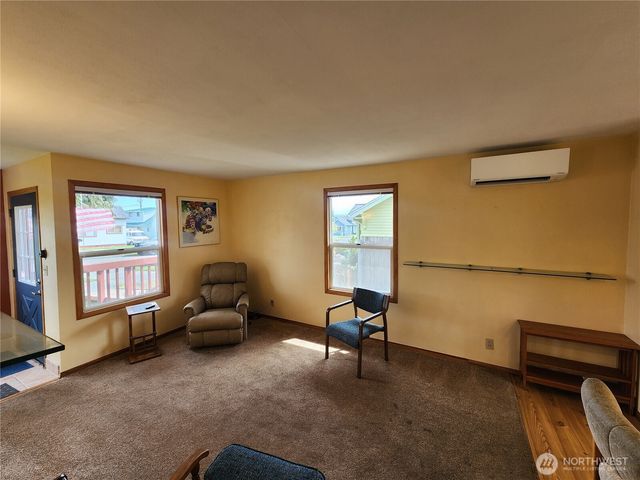 114 W 9 TH, Port Angeles, WA 98362