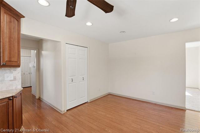 37578 Munger Drive, Livonia, MI 48154