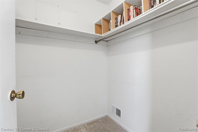 37578 Munger Drive, Livonia, MI 48154