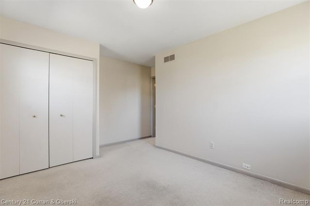 37578 Munger Drive, Livonia, MI 48154