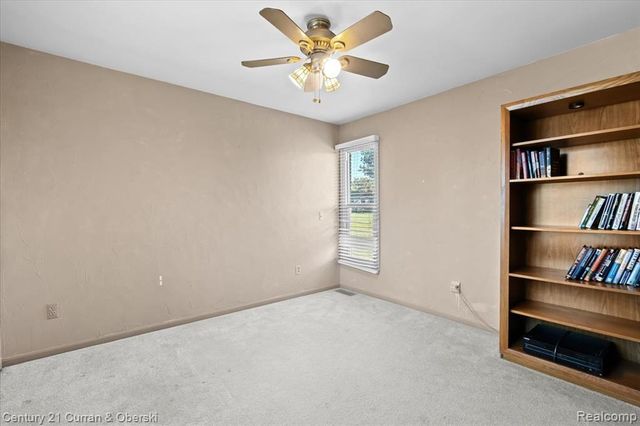 37578 Munger Drive, Livonia, MI 48154