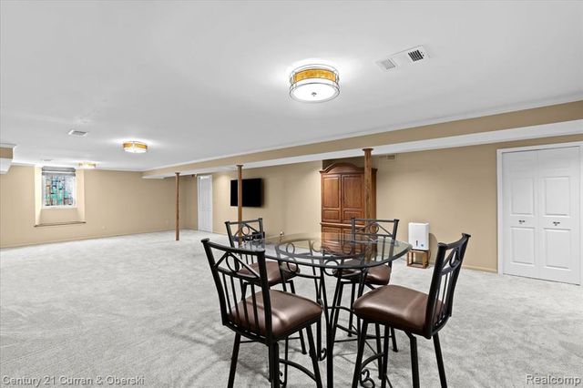 37578 Munger Drive, Livonia, MI 48154