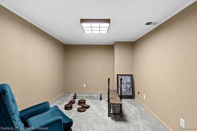 37578 Munger Drive, Livonia, MI 48154