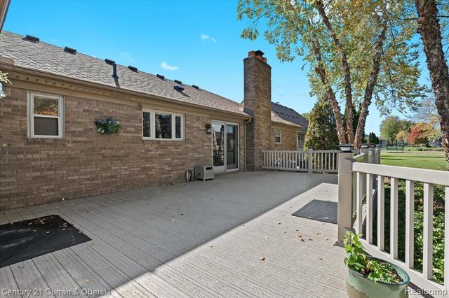 37578 Munger Drive, Livonia, MI 48154