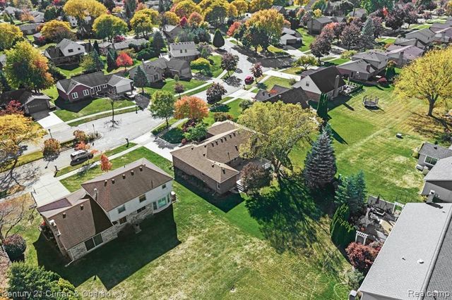37578 Munger Drive, Livonia, MI 48154