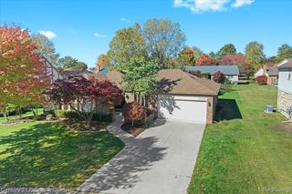 37578 Munger Drive, Livonia, MI 48154