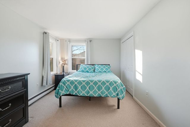 14 Wiggin Ave. 14, Dedham, MA 02026