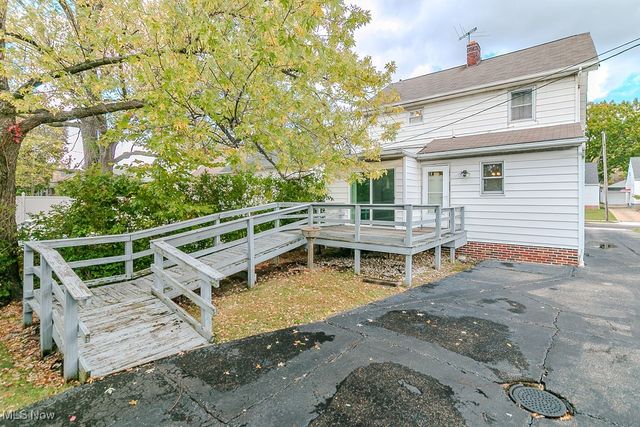 934 E 223rd Street, Euclid, OH 44123