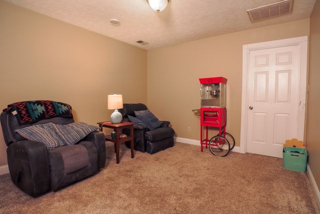 965 E Count Fleet Circle, Danville, KY 40422