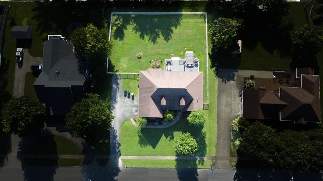 965 E Count Fleet Circle, Danville, KY 40422