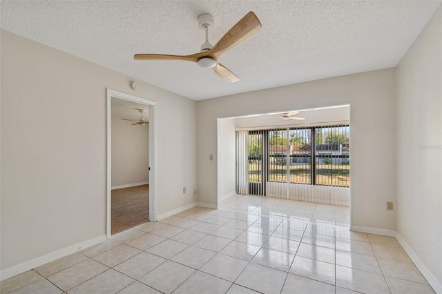 1285 MISSION HILLS BOULEVARD 36B, Clearwater, FL 33759