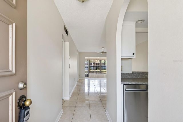 1285 MISSION HILLS BOULEVARD 36B, Clearwater, FL 33759