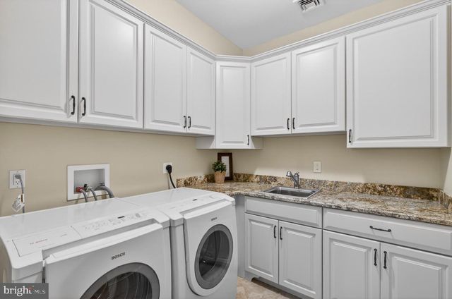 1731 RED HAWK WAY, Bethlehem, PA 18015