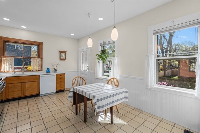 24 Otis St 24, Watertown, MA 02472