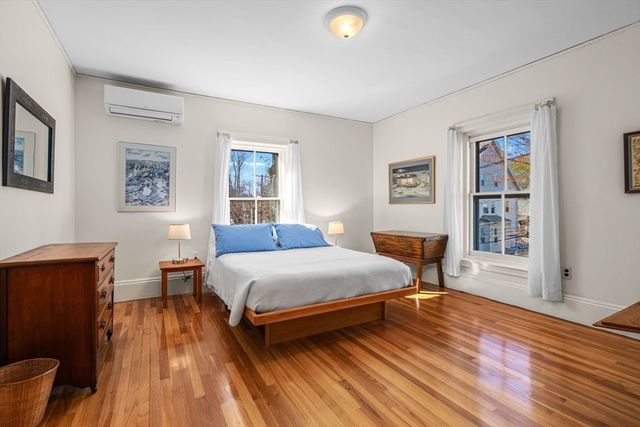 24 Otis St 24, Watertown, MA 02472