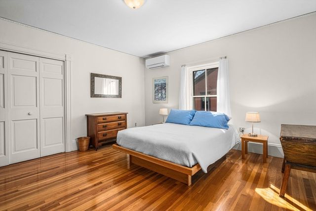 24 Otis St 24, Watertown, MA 02472