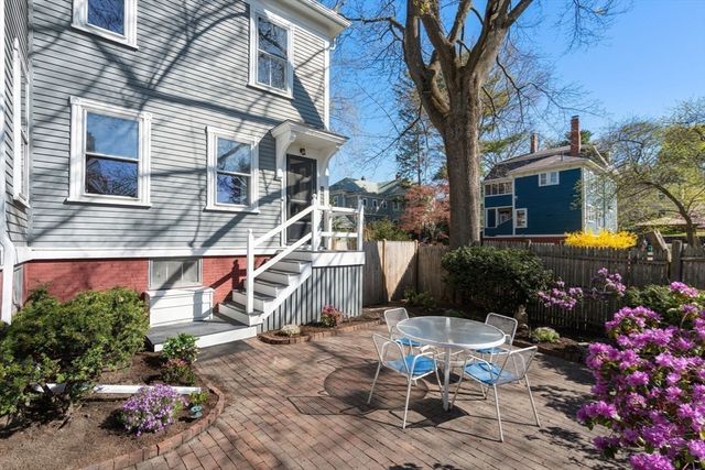 24 Otis St 24, Watertown, MA 02472