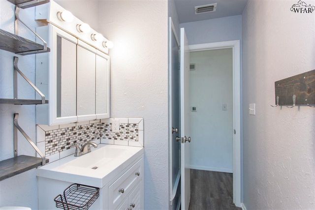 5238 KINGSTON DRIVE, Wichita Falls, TX 76310