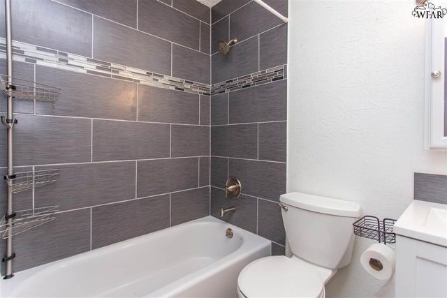 5238 KINGSTON DRIVE, Wichita Falls, TX 76310