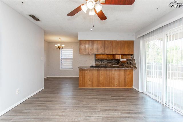 5238 KINGSTON DRIVE, Wichita Falls, TX 76310