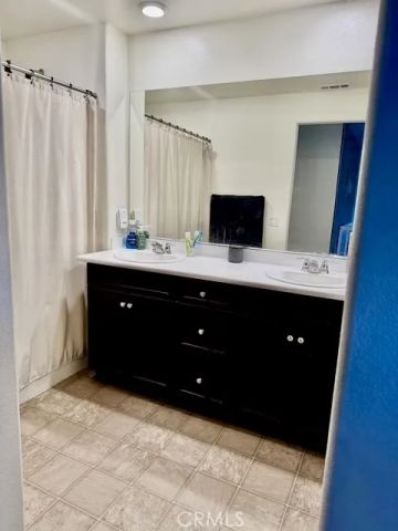 758 Avenida Del Rio, San Jacinto, CA 92582