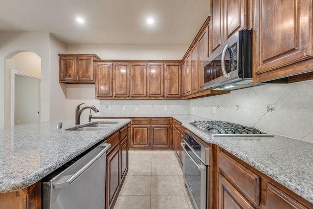 1400 Lauren Creek Lane, Mckinney, TX 75072